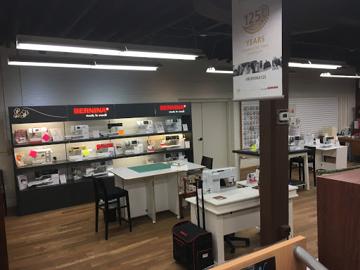 Fabric Store «Old Town Fabric Shop», reviews and photos, 56 W Water St, Chillicothe, OH 45601, USA