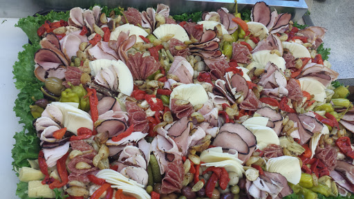 Grocery Store «Harvest Fresh Grocery & Deli», reviews and photos, 251 NE 3rd St, McMinnville, OR 97128, USA