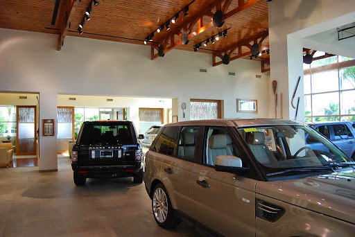 Land Rover Dealer «Land Rover Orlando», reviews and photos, 199 S Lake Destiny Dr, Orlando, FL 32810, USA
