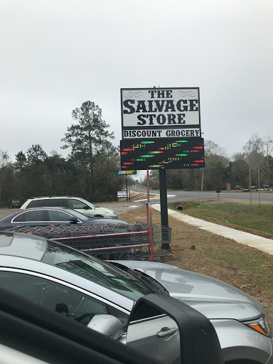 Grocery Store «The Salvage Store Discount Grocery», reviews and photos, 82540 LA-25, Folsom, LA 70437, USA