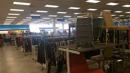 Clothing Store «Ross Dress for Less», reviews and photos, 8540 Fourwinds Dr, Windcrest, TX 78239, USA