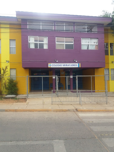 Colegio Miraflores - Escuela