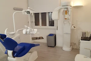Studio dentistico Dott.ssa Anna Wojdan image