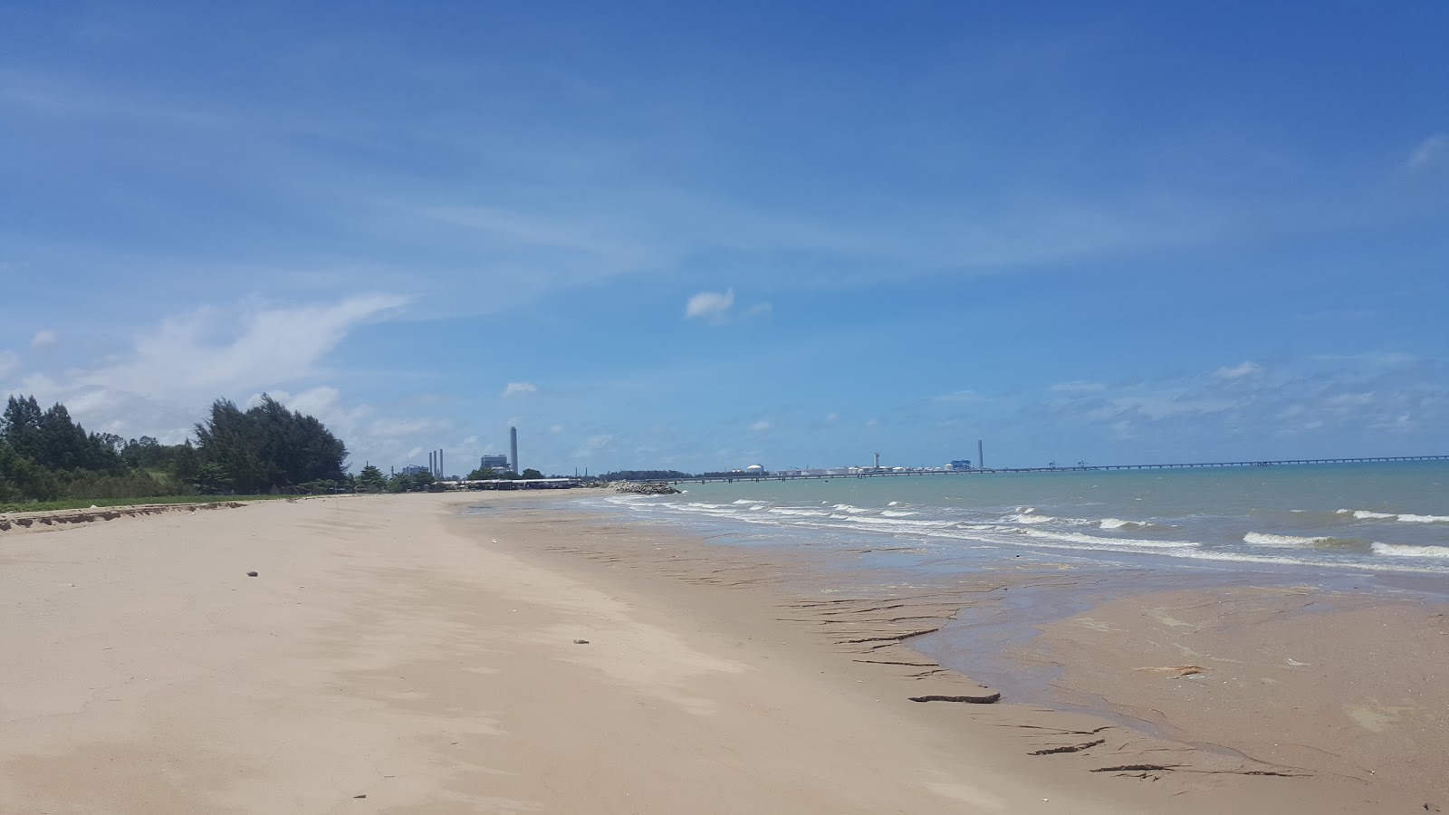 Nong Fab Beach的照片 带有明亮的沙子表面