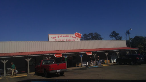 Grocery Store «The Salvage Store Discount Grocery», reviews and photos, 82540 LA-25, Folsom, LA 70437, USA