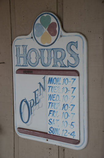 Gift Shop «Seasons Of The Heart Gift Shoppe», reviews and photos, 2115 E 67th St, Anderson, IN 46013, USA