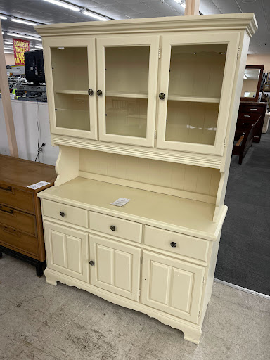 Thrift Store «Grace Centers of Hope Thrift Store», reviews and photos, 5919 Highland Rd, Waterford Twp, MI 48327, USA