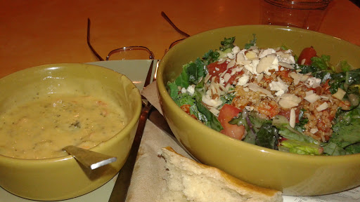 Sandwich Shop «Panera Bread», reviews and photos, 473 N Alafaya Trail, Orlando, FL 32828, USA