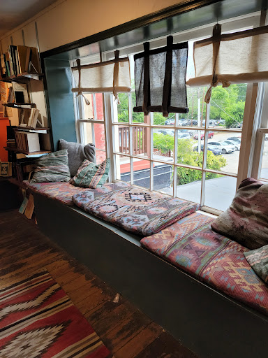 Book Store «Riverby Books», reviews and photos, 805 Caroline St, Fredericksburg, VA 22401, USA