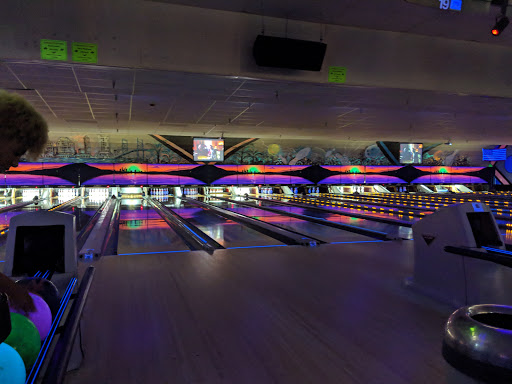 Bowling Alley «Jax Lanes Grove Park», reviews and photos, 8720 Beach Blvd, Jacksonville, FL 32216, USA