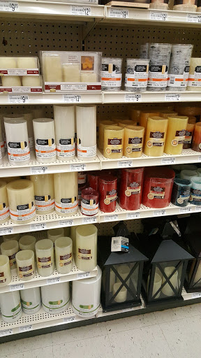 Craft Store «Michaels», reviews and photos, 540 Frandor Ave, Lansing, MI 48912, USA