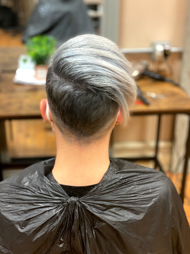 Hair Salon «Pure Salon», reviews and photos, 327 W Fayette St, Syracuse, NY 13202, USA