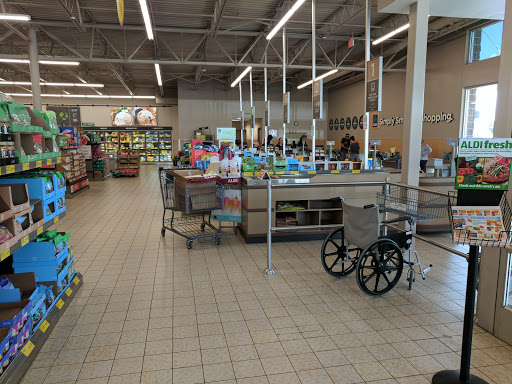 Supermarket «ALDI», reviews and photos, 4132 N Belt Hwy, St Joseph, MO 64506, USA