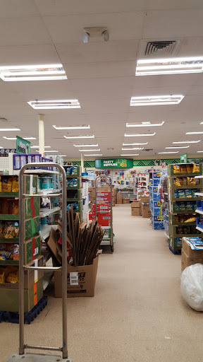 Dollar Store «Dollar Tree», reviews and photos, 299 Cottage Grove Rd, Bloomfield, CT 06002, USA