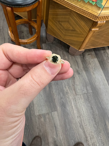 Jeweler «Seng Jewelers», reviews and photos, 453 S 4th St, Louisville, KY 40202, USA