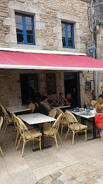 Atmosphère du Le P'tit Bac restaurant creperie à Concarneau - n°10