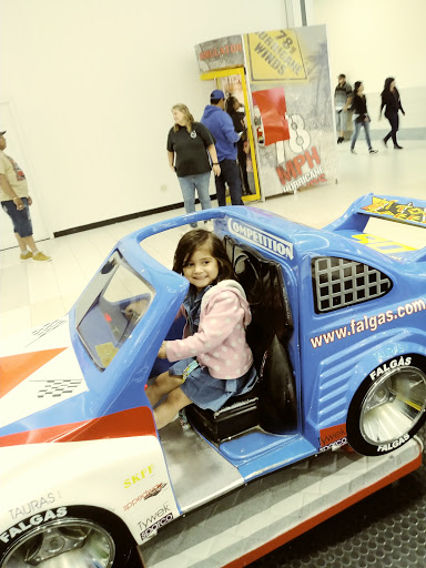 Shopping Mall «South Park Mall», reviews and photos, 2310 SW Military Dr, San Antonio, TX 78224, USA