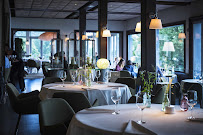 Atmosphère du Restaurant gastronomique Restaurant Lamartine Lac du Bourget, Proche Aix-les-Bains à Bourdeau - n°2
