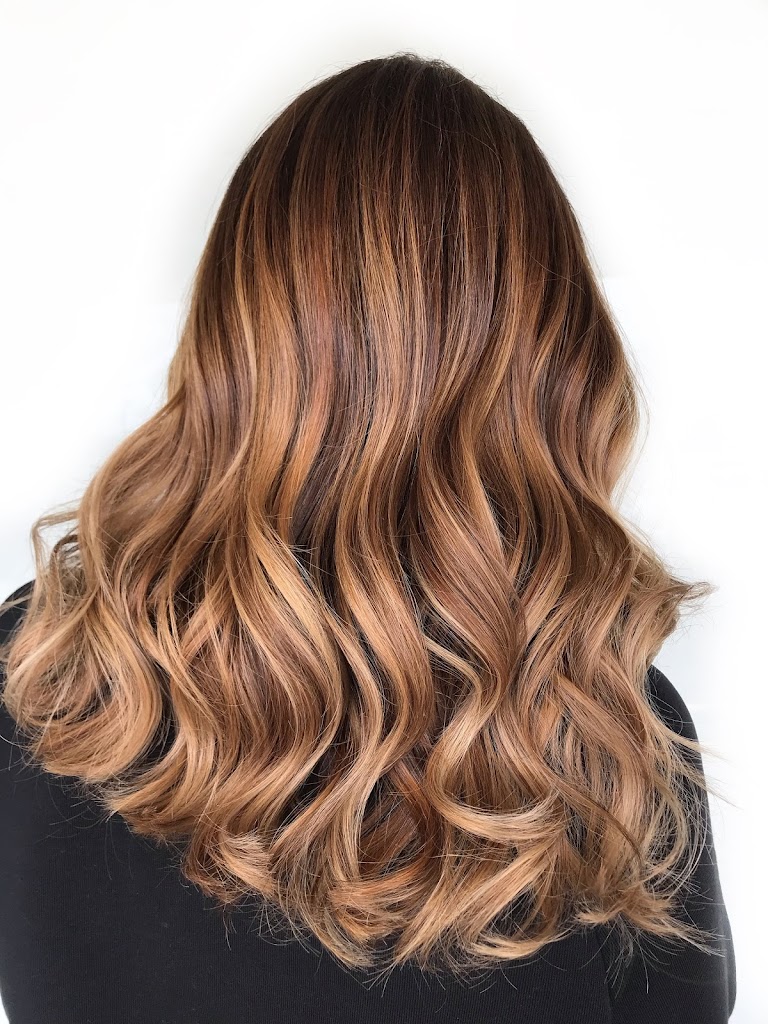 Beautique Salon 11783