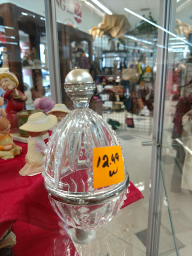 Thrift Store «The Salvation Army Family Store & Donation Center», reviews and photos, 730 N Pontiac Trail, Walled Lake, MI 48390, USA