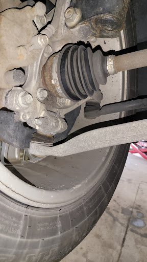 Car Repair and Maintenance «Midas», reviews and photos, 60-34 Eliot Ave, Maspeth, NY 11378, USA