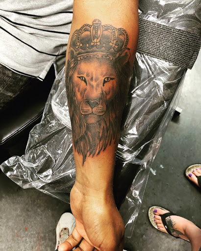 Find tattoo wedding band ideas for your next unique tattoo in Milledgeville at Pair-O-Dice