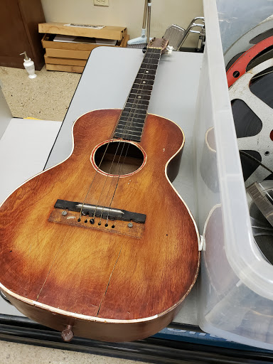 Thrift Store «Goodwill Store & Donation Center», reviews and photos, 675 W North Ave, Elmhurst, IL 60126, USA