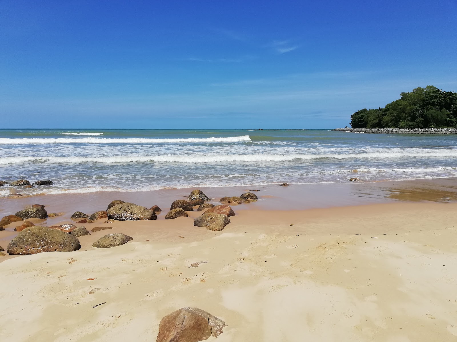 Photo de Damai Beach avec moyenne baie