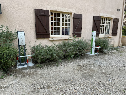 Station de recharge pour véhicules électriques à Saint-Germain-en-Laye