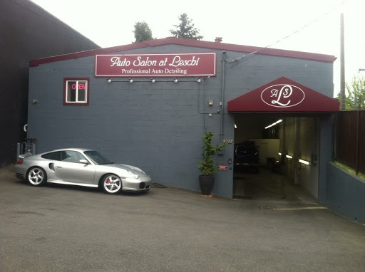 Auto Salon at Leschi Seattle en Seattle