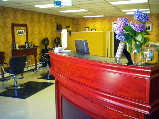 Hairdresser «Alicia Coiffeur», reviews and photos, 122 N Beverwyck Rd, Lake Hiawatha, NJ 07034, USA