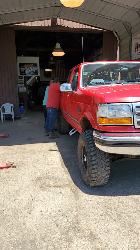 Tire Shop «Molalla Discount Tire», reviews and photos, 14377 S Macksburg Rd, Molalla, OR 97038, USA