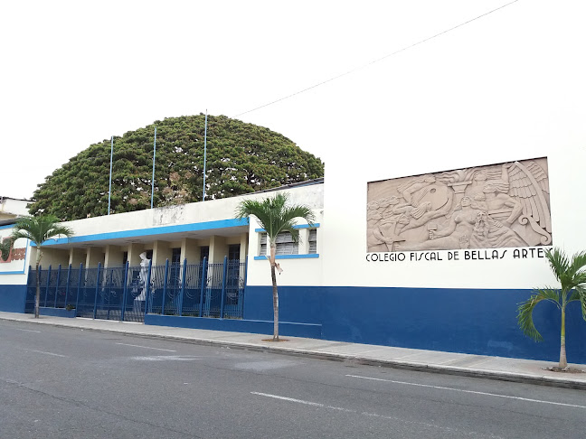 Opiniones de colegio fiscal de Bellas Artes Juan Jose Plaza en Guayaquil - Escuela