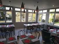 Atmosphère du Hotel Restaurant le Risle à Montfort-sur-Risle - n°10