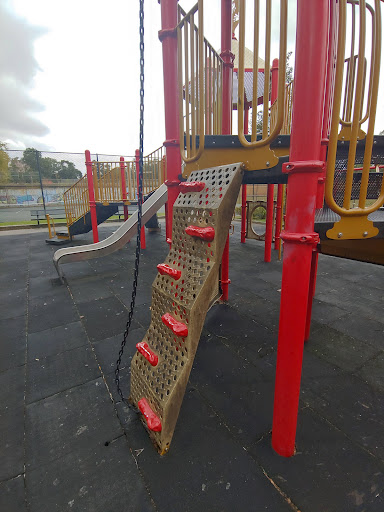 Park «Fay Park», reviews and photos, 428 Hawthorne Ave, Yonkers, NY 10705, USA