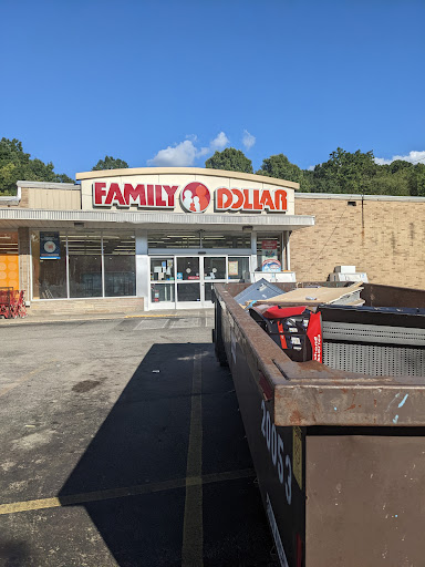 FAMILY DOLLAR, 745 Little Deer Creek Valley Rd, Russellton, PA 15076, USA, 