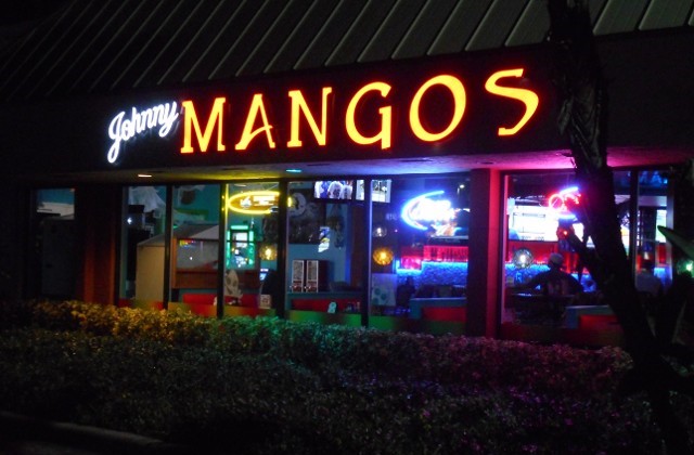 Johnny Mangos Tiki Bar & Grill 33477