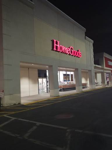 HomeGoods, 431 N Main St, East Longmeadow, MA 01028, USA, 