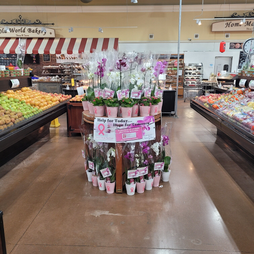 Grocery Store «Shop & Save Market», reviews and photos, 518 Metropolitan Way, Des Plaines, IL 60016, USA