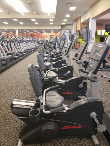 Gym «LA Fitness», reviews and photos, 1934 Middle Country Rd, Centereach, NY 11720, USA