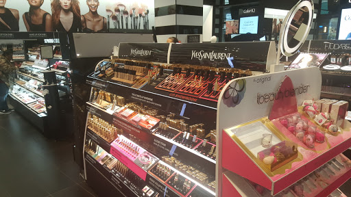 Cosmetics Store «SEPHORA», reviews and photos, 210 Joralemon St, Brooklyn, NY 11201, USA