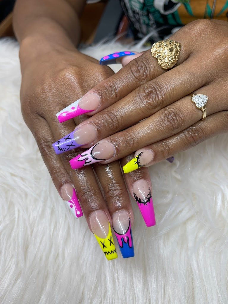Four Season Nail Spa 28352