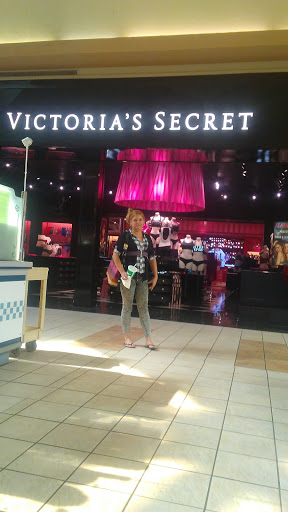 Shopping Mall «Jefferson Mall», reviews and photos, 4801 Outer Loop, Louisville, KY 40219, USA