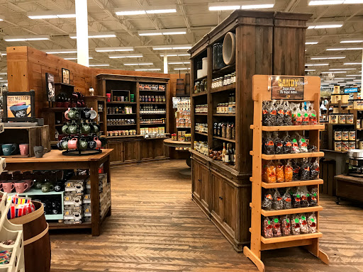 Sporting Goods Store «Bass Pro Shops», reviews and photos, 10501 Palm River Rd, Tampa, FL 33619, USA