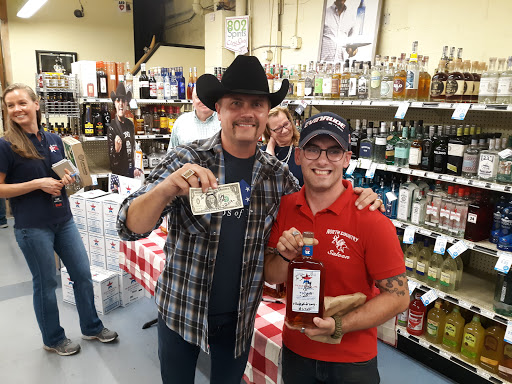 Liquor Store «Beverage Warehouse», reviews and photos, 1 East St, Winooski, VT 05404, USA