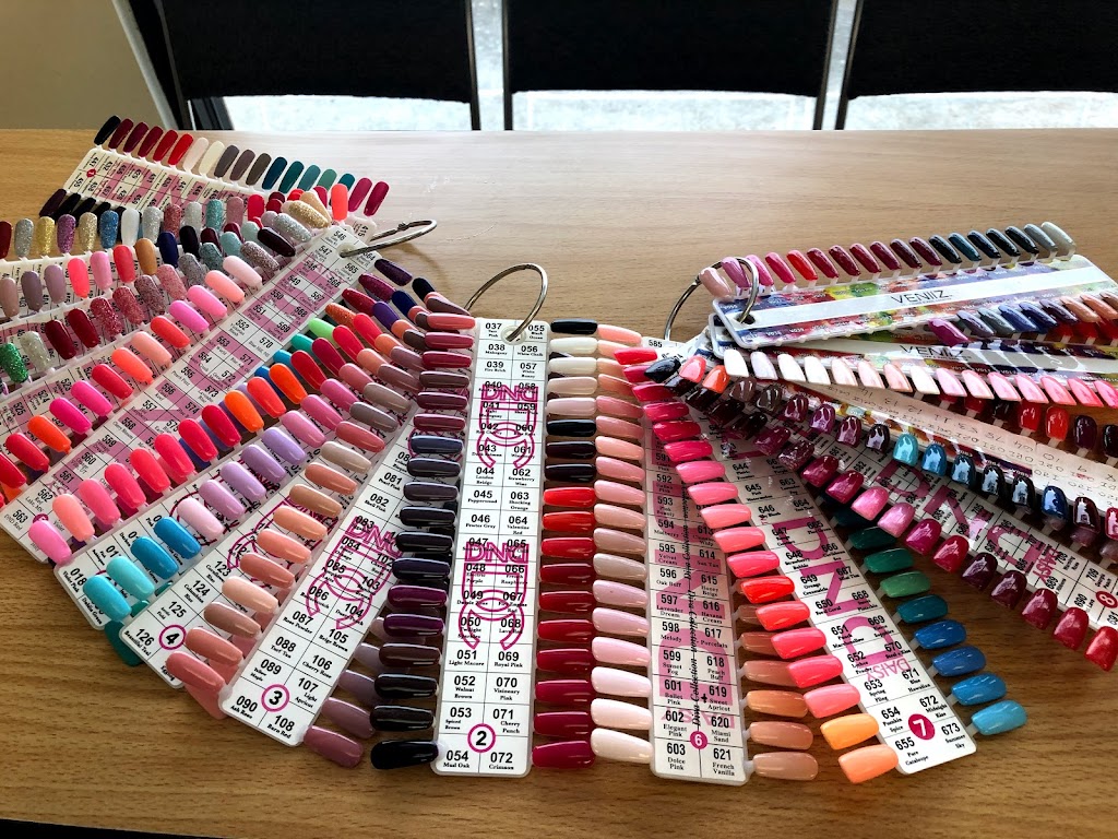 Four Seasons Nails 74955