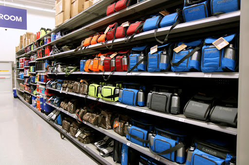 Sporting Goods Store «Academy Sports + Outdoors», reviews and photos, 6700 Columbia St, Evansville, IN 47715, USA