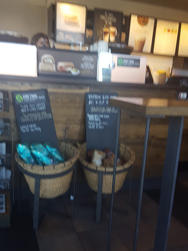 Coffee Shop «Starbucks», reviews and photos, 1011 W Airport Fwy, Euless, TX 76040, USA