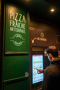 Photos du propriétaire du Pizzas à emporter Porzione di Capri Distributeur Automatique à Aix-en-Provence - n°3