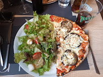 Plats et boissons du Pizzeria La Pizza à Vedène - n°3